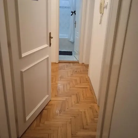 Dora Apartment Palic