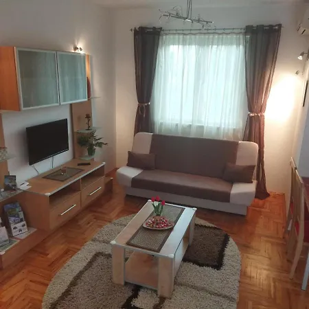 Dora Apartment Palic